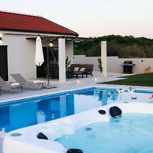 Gemini Ferienhaus Zadar